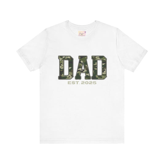 Camo Dad T-Shirt - Perfect Gift for New Dads, Father's Day, Baby Shower, Military-Themed Events, Casual Wear